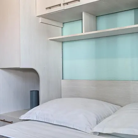 Apartments Marina Pensjonat 3*