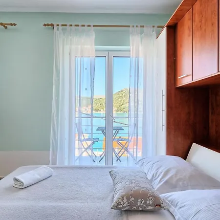 Apartments Marina Gostinjska kuća