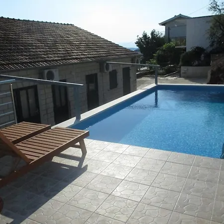 Gostinjska kuća Apartments Marina